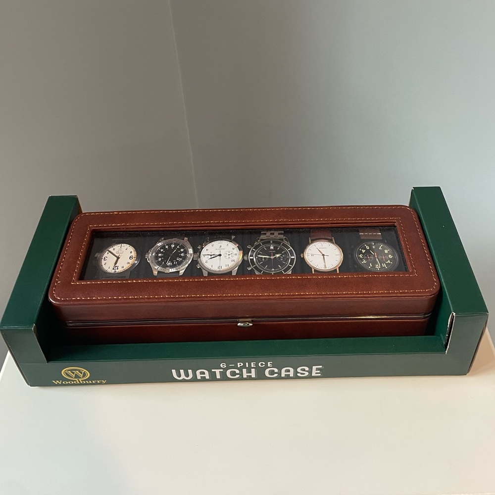NWT WOODBURY 6-Piece Watch Case in Brown